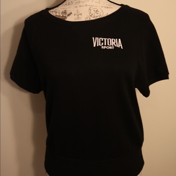 New Victoria’s Secret sport short sleeve sweater - Picture 2 of 7